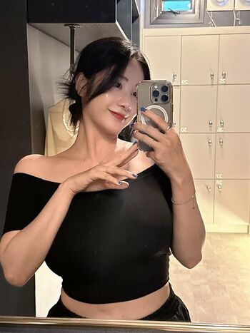 Full leaked Tashayung private onlyfans photo
