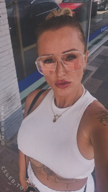 Full leaked Tati ink private onlyfans photo