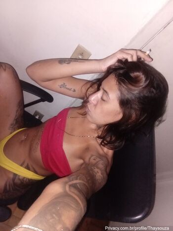 Thays Souza
