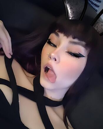 Full leaked Theakaleina private onlyfans photo