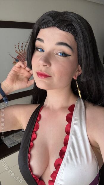 Full leaked Therlyen page private onlyfans photo