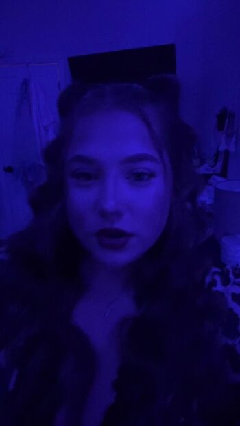 Full leaked Theycallmelilvan private onlyfans photo
