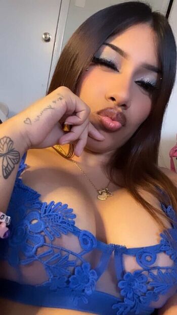 Full leaked Throatpiequeenn private onlyfans photo