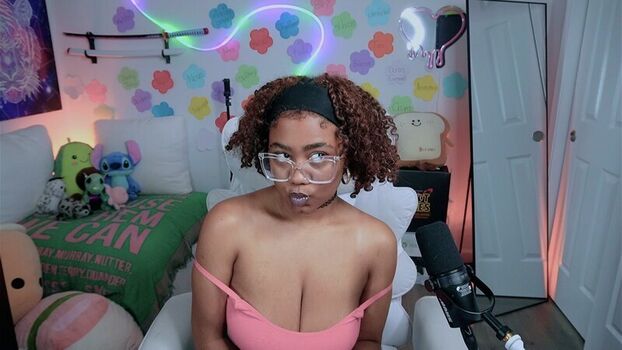 Full leaked Thtguhrld private onlyfans photo