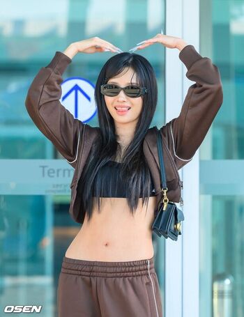 tiny.pretty.j