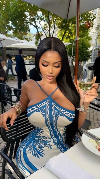 Full leaked Tootatis private onlyfans photo