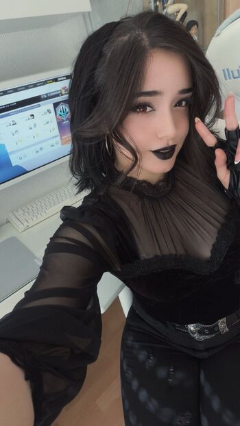 Full leaked Toxicocosplay private onlyfans photo