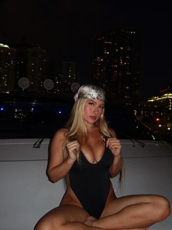 Full leaked Trinity raine private onlyfans photo