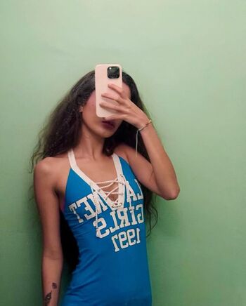 Full leaked Caitlin marie reacts/ private onlyfans photo