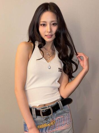🔥 Tzuyu leaked private photo uncensored full