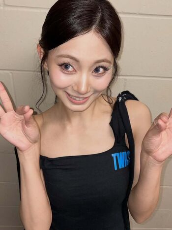 🔥 Tzuyu leaked private photo uncensored full