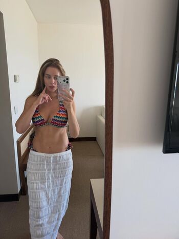 Una Healy