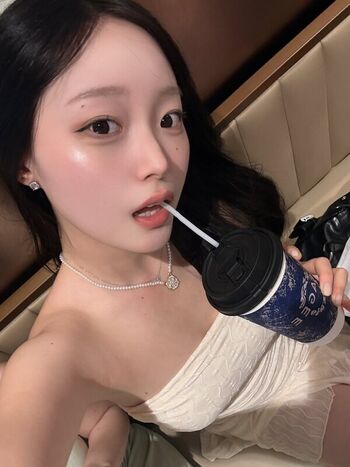 Full leaked Unaunayuuna private onlyfans photo