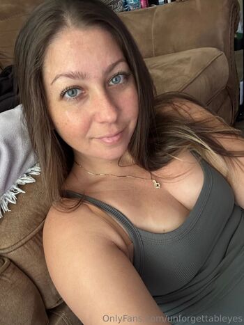 Full leaked Unforgettableyes private onlyfans photo