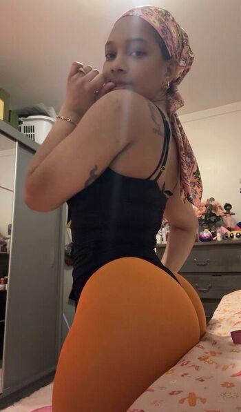Full leaked Unstoppable nieshaslick private onlyfans photo