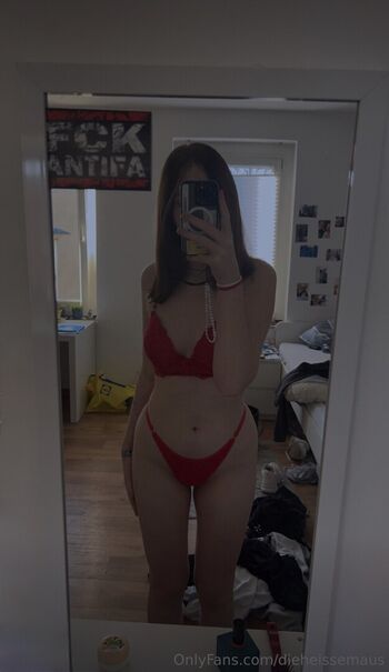 Full leaked Uptempo lea page private onlyfans photo