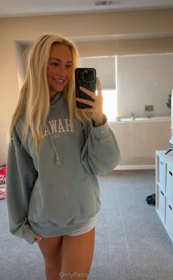 Full leaked Urefavoriteblondevip private onlyfans photo