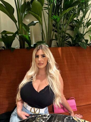 🔥 Valentina di rocco  page leaked private photo uncensored full