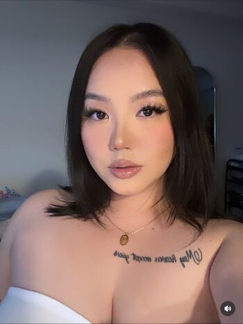 Full leaked Valentine thao private onlyfans photo