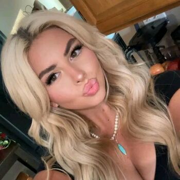 Full leaked Valianna rose private onlyfans photo