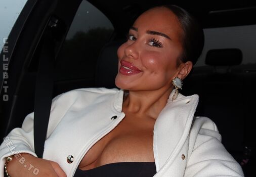 Full leaked Valonaash private onlyfans photo