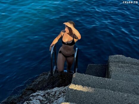 Full leaked Veronica kreidl private onlyfans photo