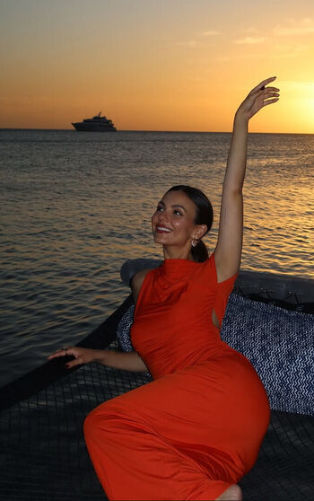 🔥 Victoria justice  page leaked private photo uncensored full