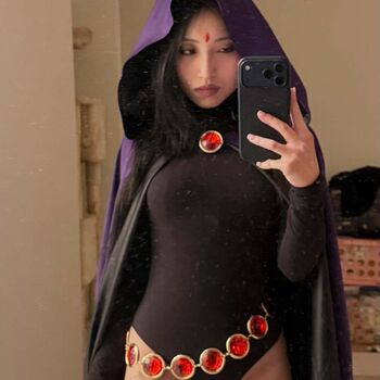 Violetngyn