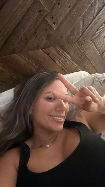 Vivia Tami Silva
