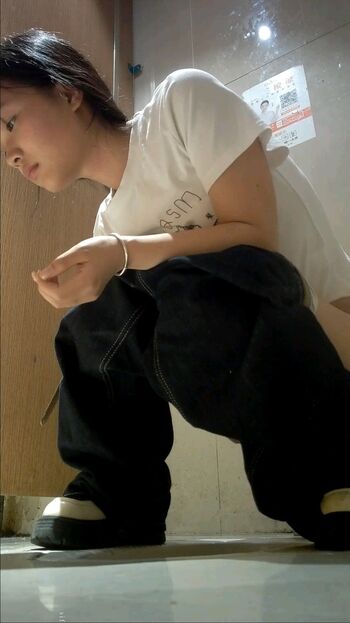 🔥 Voyeur asian pissing toilet amp upskirts only page leaked private photo uncensored full