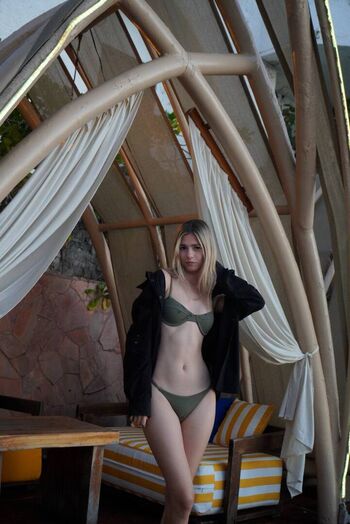 Full leaked Wendyta vc page private onlyfans photo