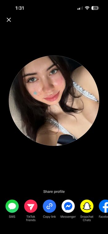 Full leaked Akutles / private onlyfans photo