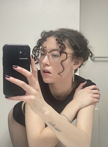 Full leaked Gianna hades/ private onlyfans photo