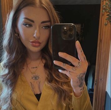 Full leaked Aria sativa/ private onlyfans photo