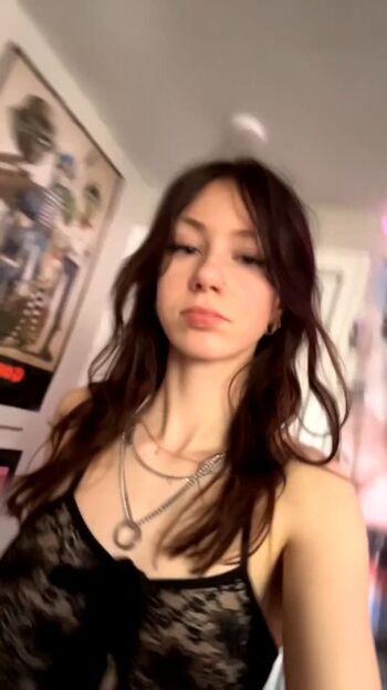 Full leaked Linda vo/ private onlyfans photo