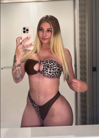 Full leaked Ashley matheson smashedely / private onlyfans photo