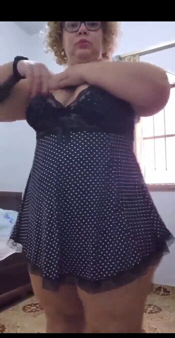 Full leaked Lena/ private onlyfans photo