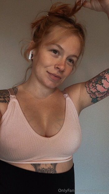 Full leaked Wildlymee private onlyfans photo