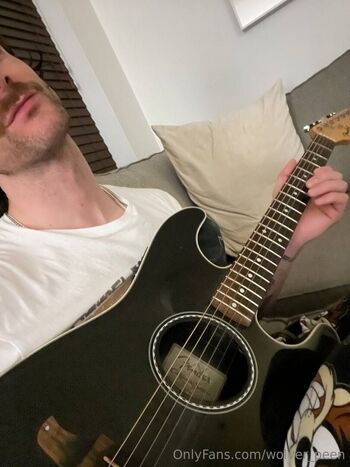 Full leaked Wolver peen private onlyfans photo