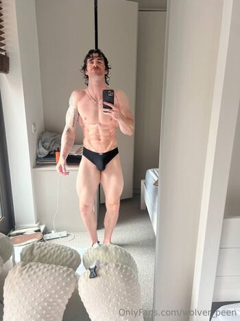 Full leaked Wolver peen private onlyfans photo