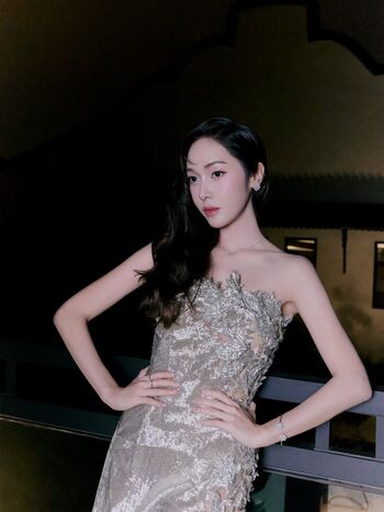 WomenK-pop