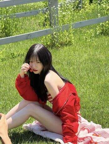 WomenK-pop