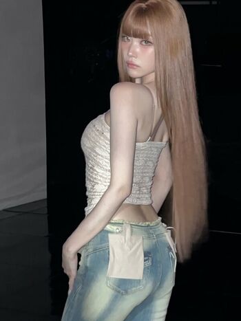 Full leaked Womenk pop private onlyfans photo