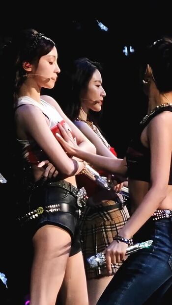 Full leaked Womenk pop private onlyfans photo