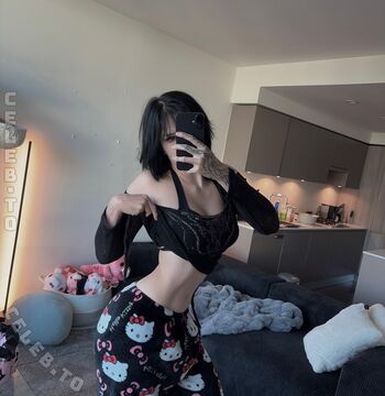 Full leaked Wuvkyu private onlyfans photo