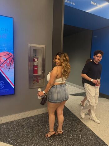 Full leaked X valll x valll private onlyfans photo