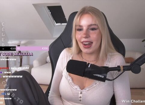 Full leaked Xmiaa private onlyfans photo
