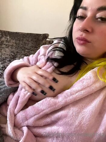 Full leaked Xoleighbea private onlyfans photo
