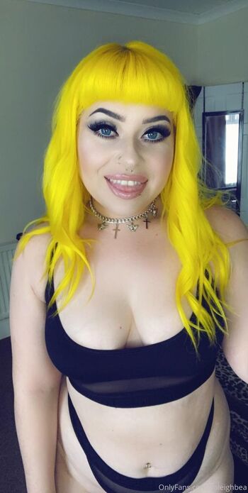 Full leaked Xoleighbea private onlyfans photo