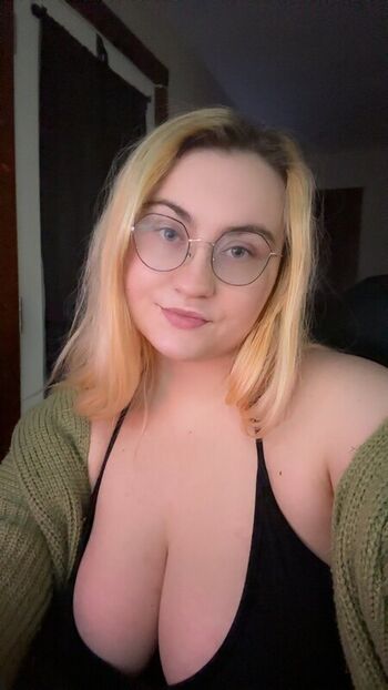 Full leaked Xsleepyhorrorx private onlyfans photo
